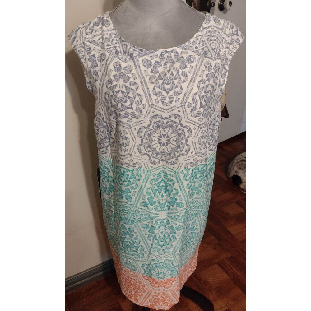 The Limited Size Small Sleeveless Shift Dress Geometric Lightweight NWT